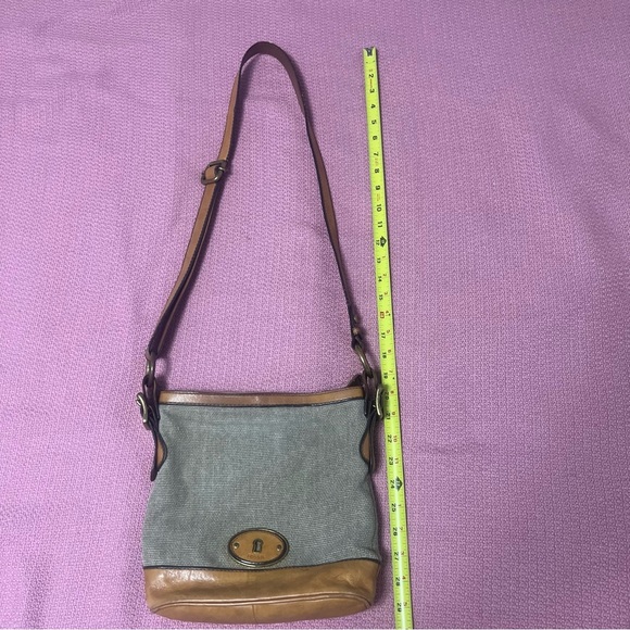FOSSIL MADDOX Leather Khaki Canvas Bucket Crossbody Shoulder Bag Traveler - Picture 9 of 15